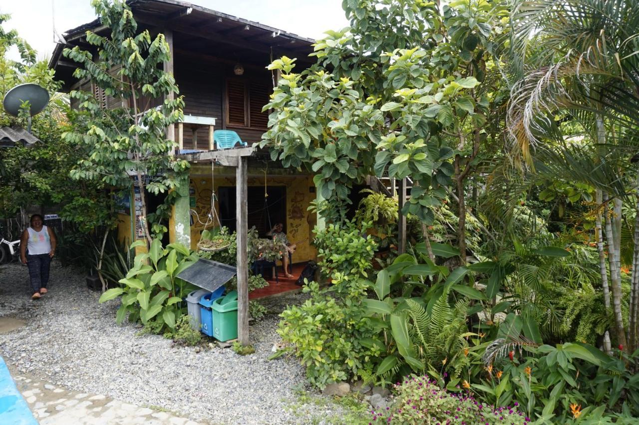 Dive And Green Capurgana Hotel Exterior photo